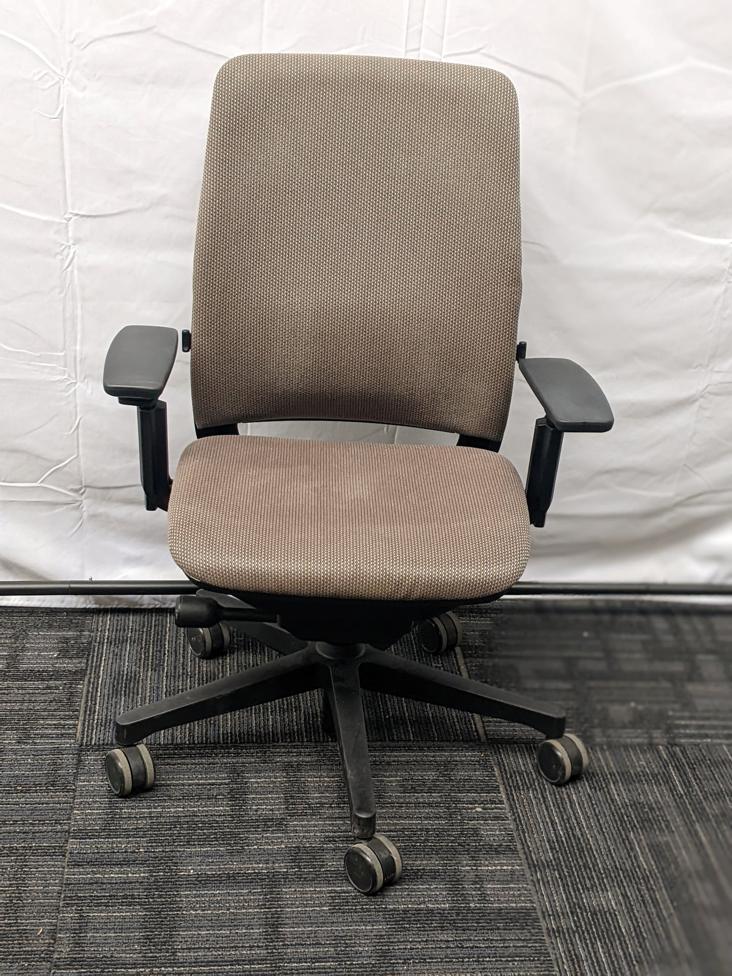 STEELCASE | AMIA TASK CHAIR