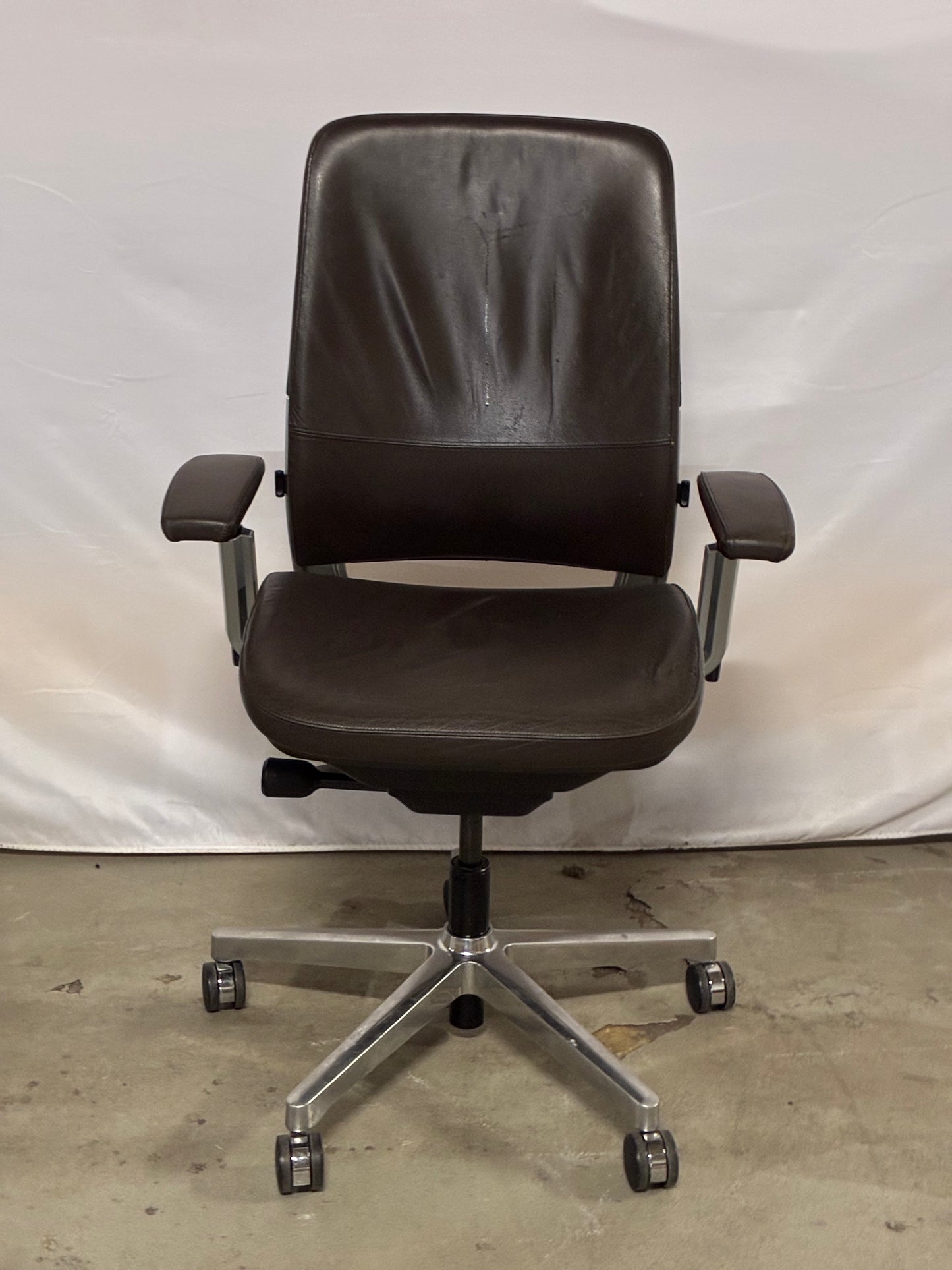 STEELCASE | AMIA TASK CHAIR, SEWN