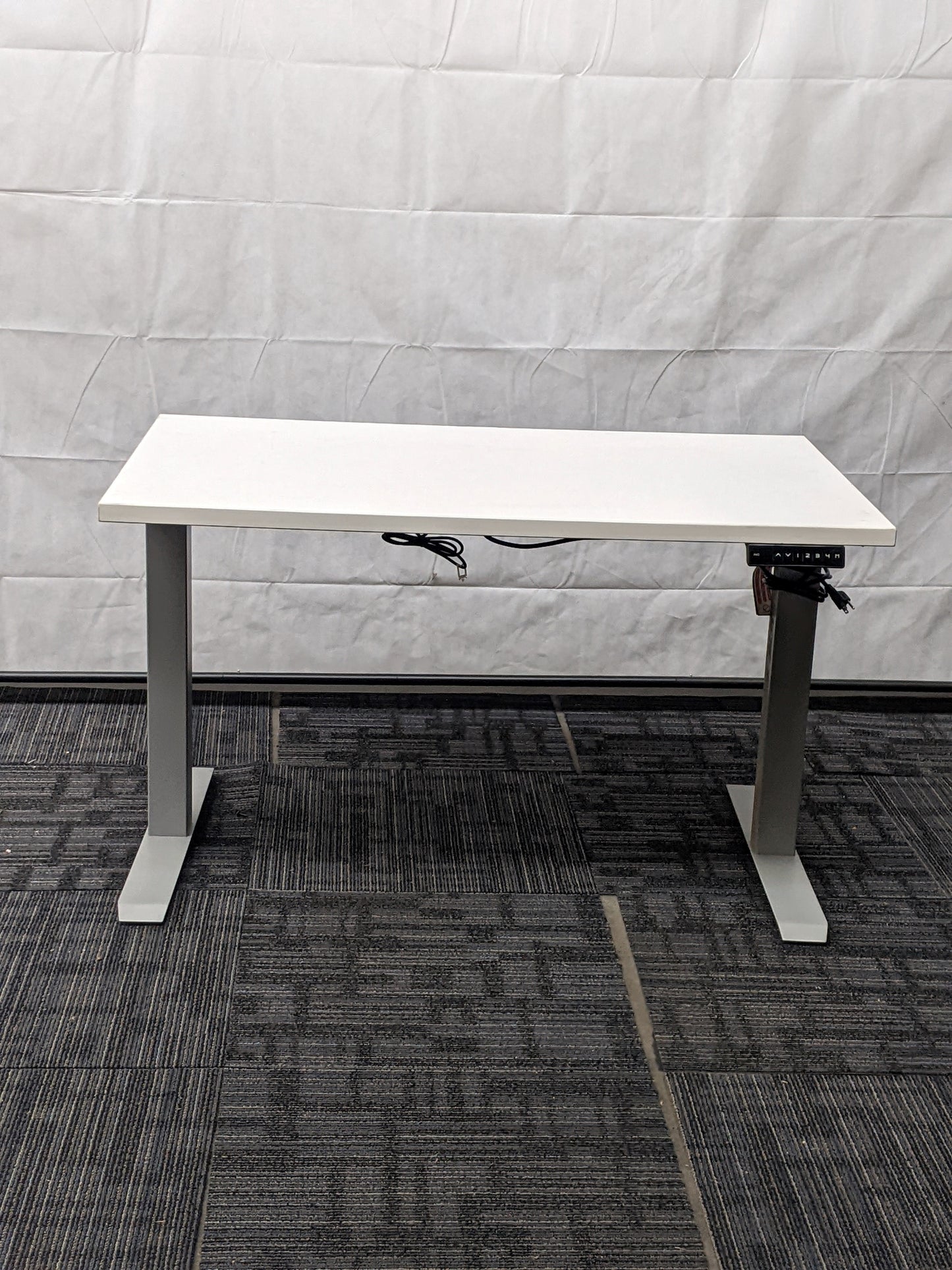 AMQ| ACTIV PRO HEIGHT- ADJUSATBLE DESK