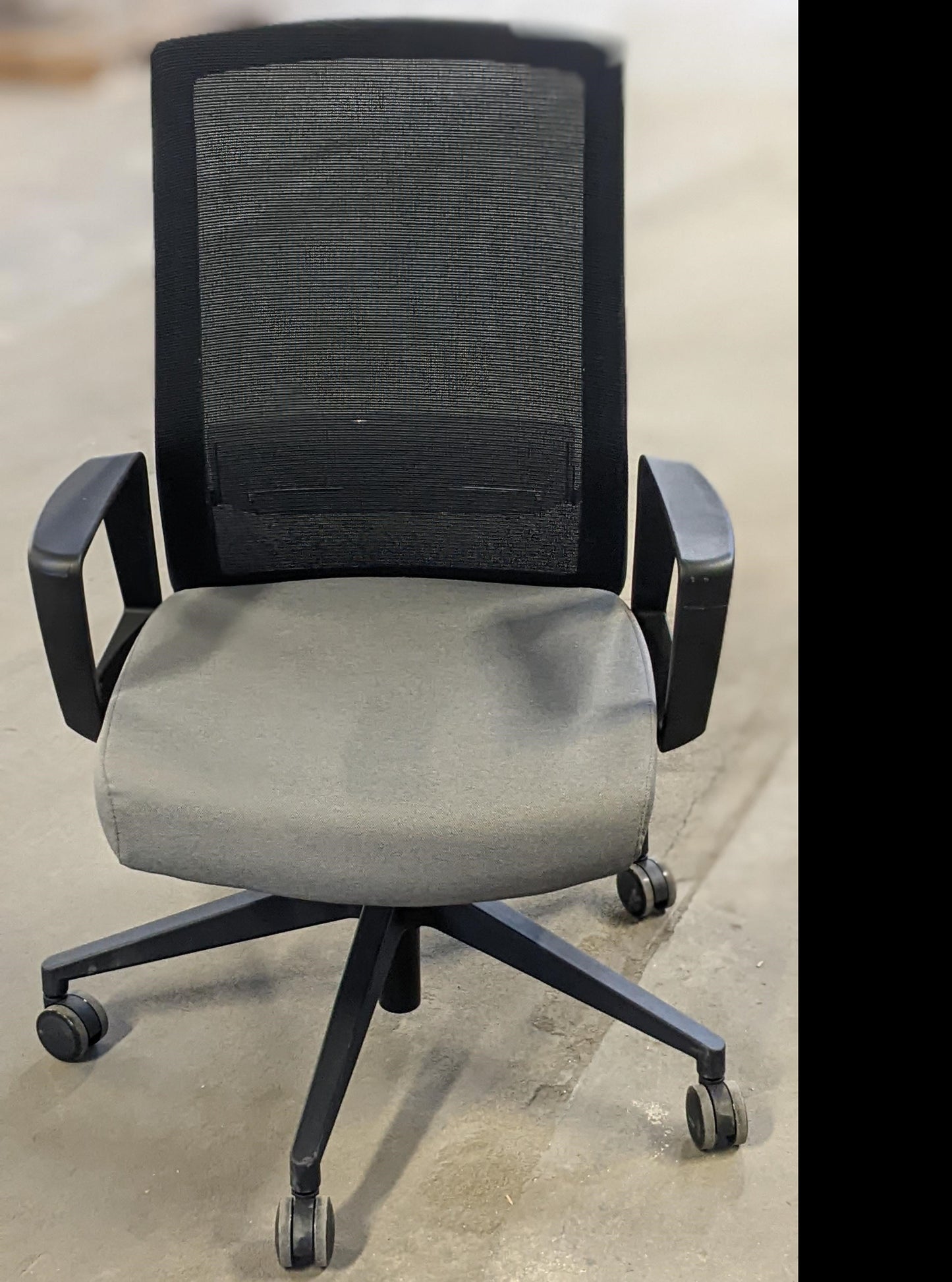 AMQ TASK CHAIR