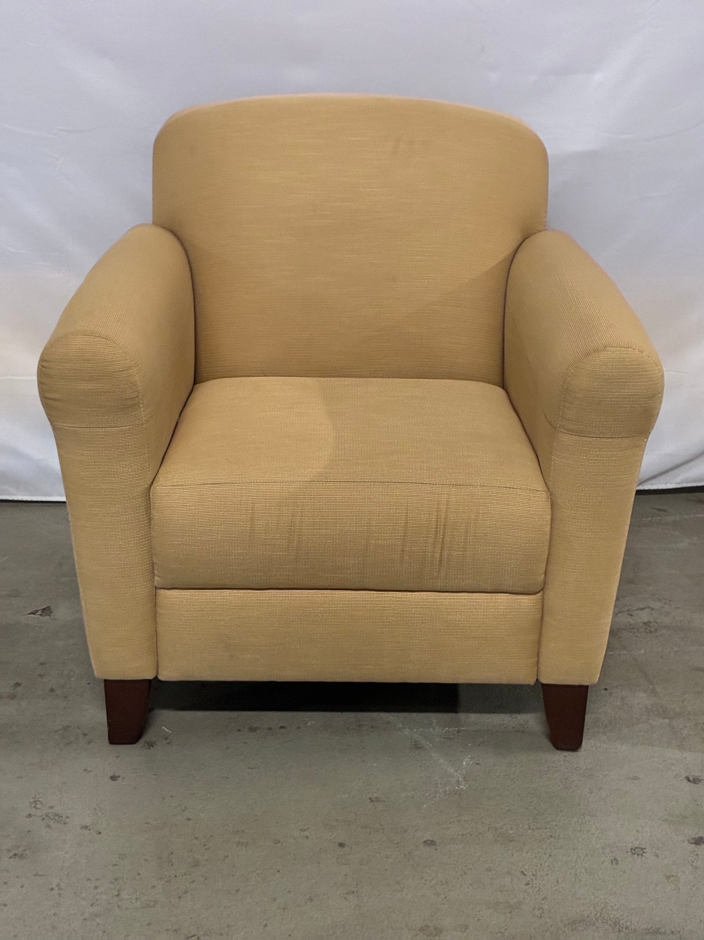 BERNHARDT | LOUNGE CHAIR