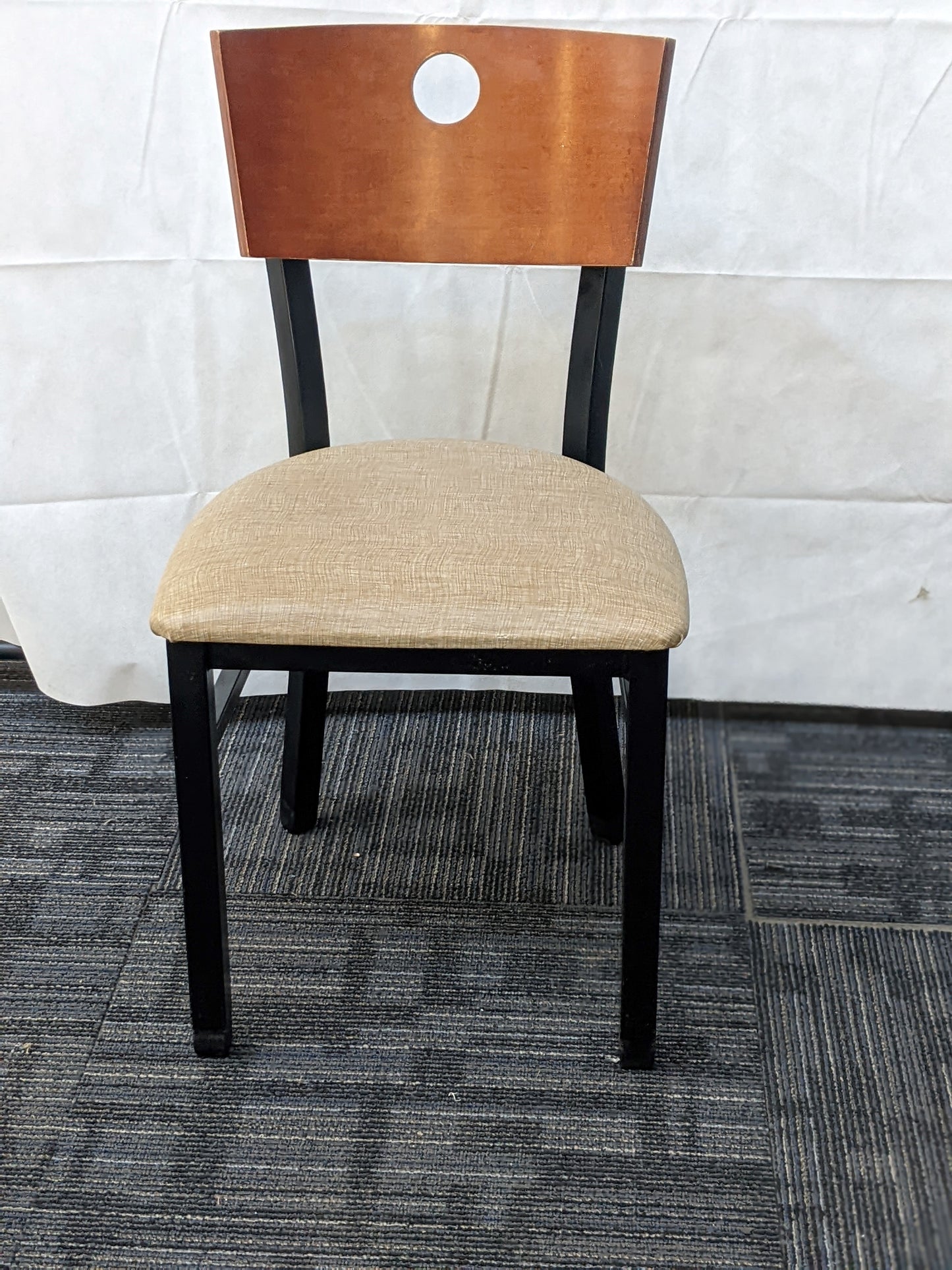 PREOWNED | CAFE CHAIR