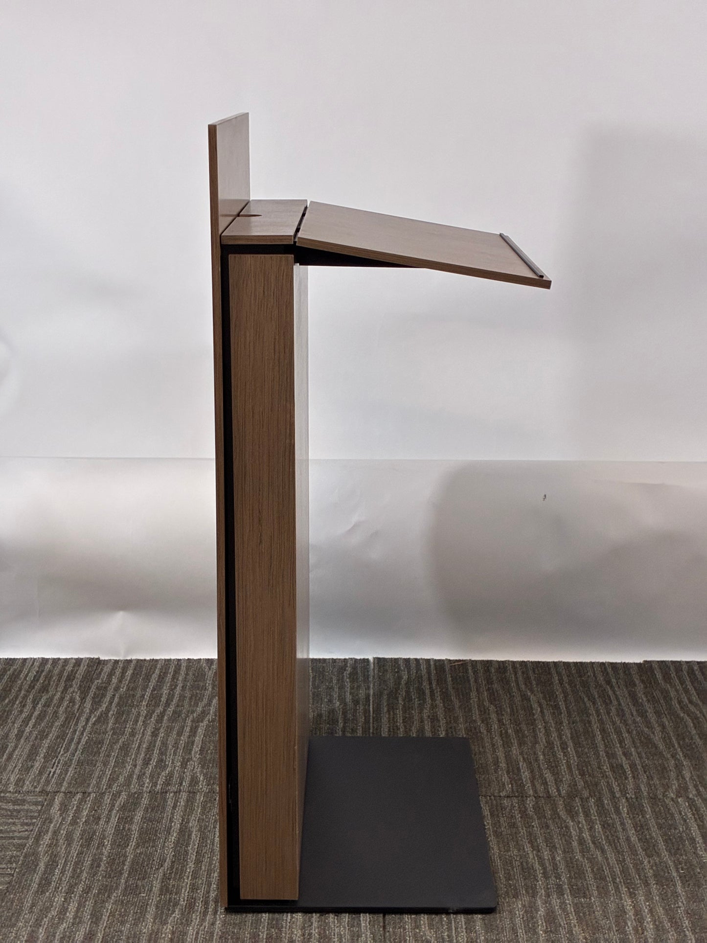 COALESSE | EXPONENTS LECTERN
