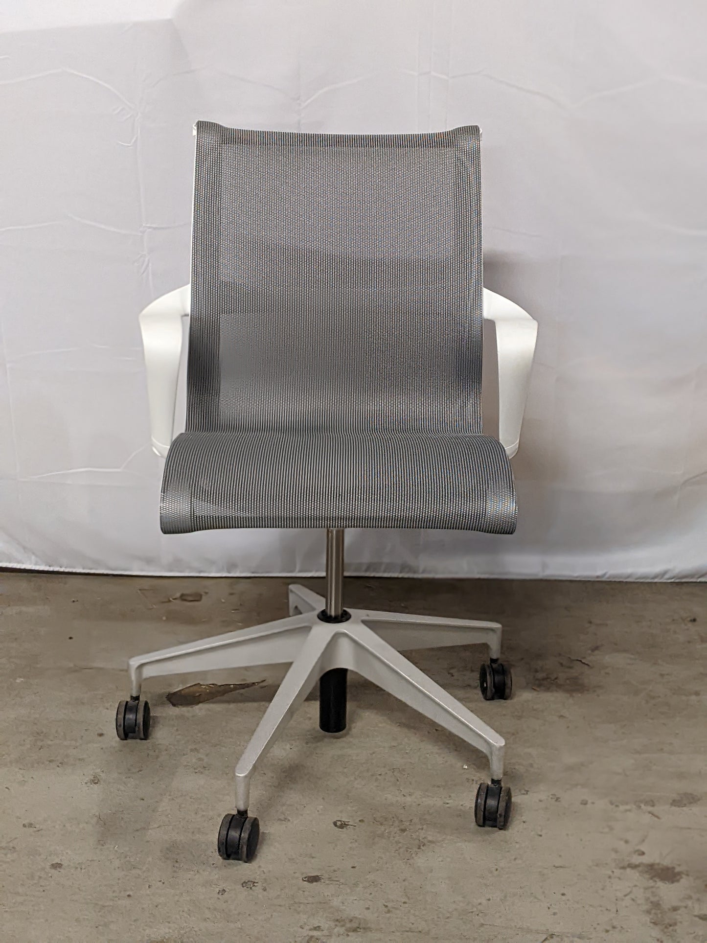 HERMAN MILLER | SETU MULTIPURPOSE CHAIR