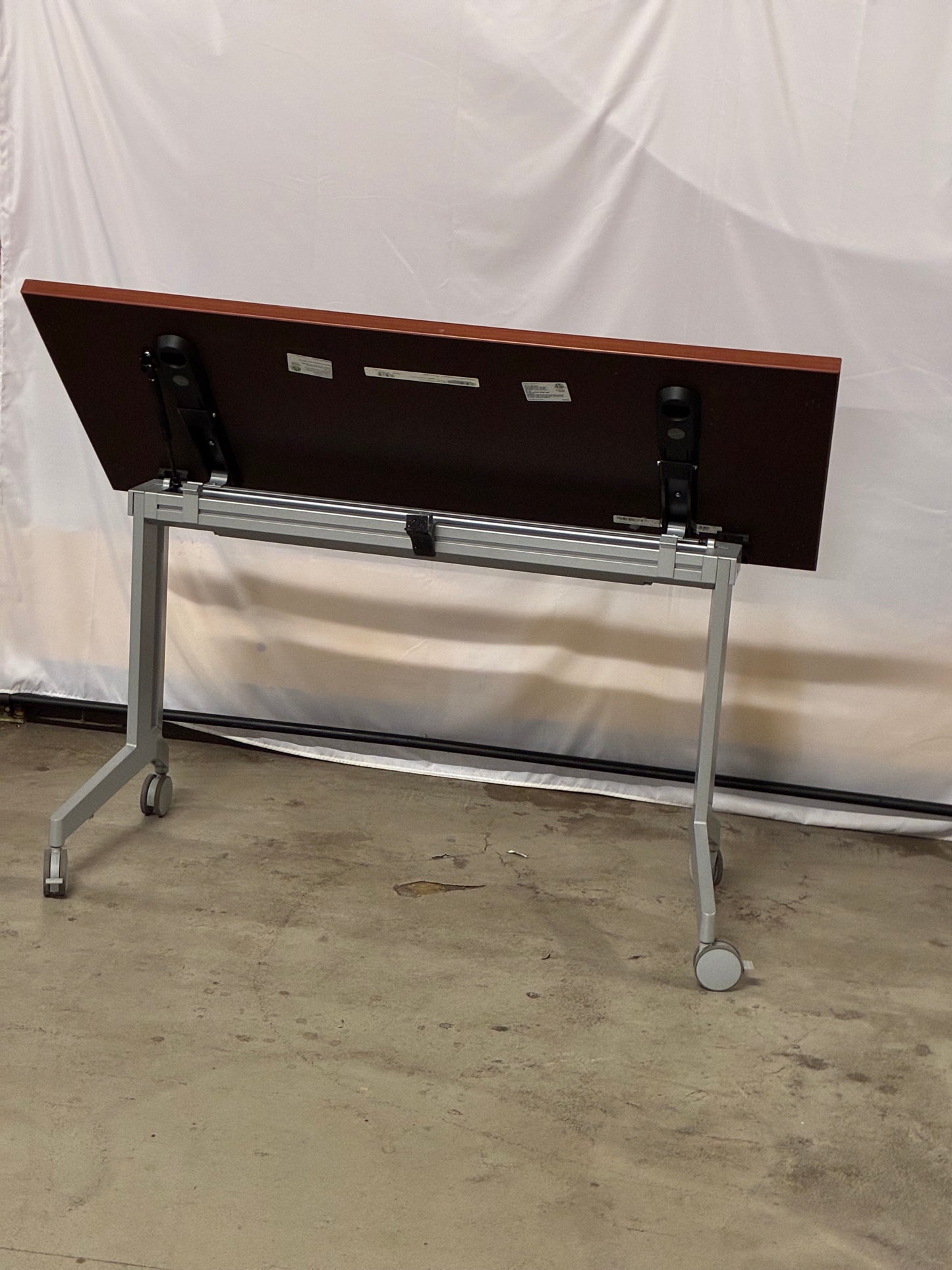 HAWORTH | PLANES TABLE, FLIP TOP