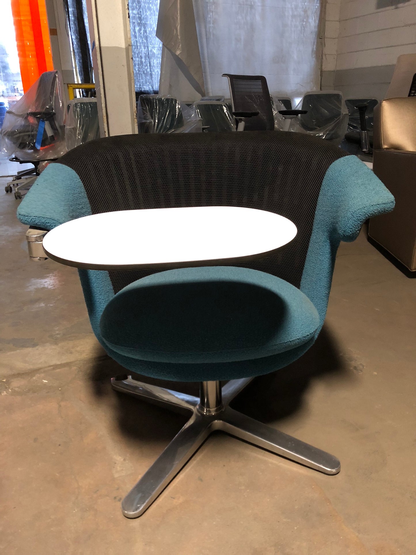 STEELCASE | i2i LOUNGE CHAIR BLUE
