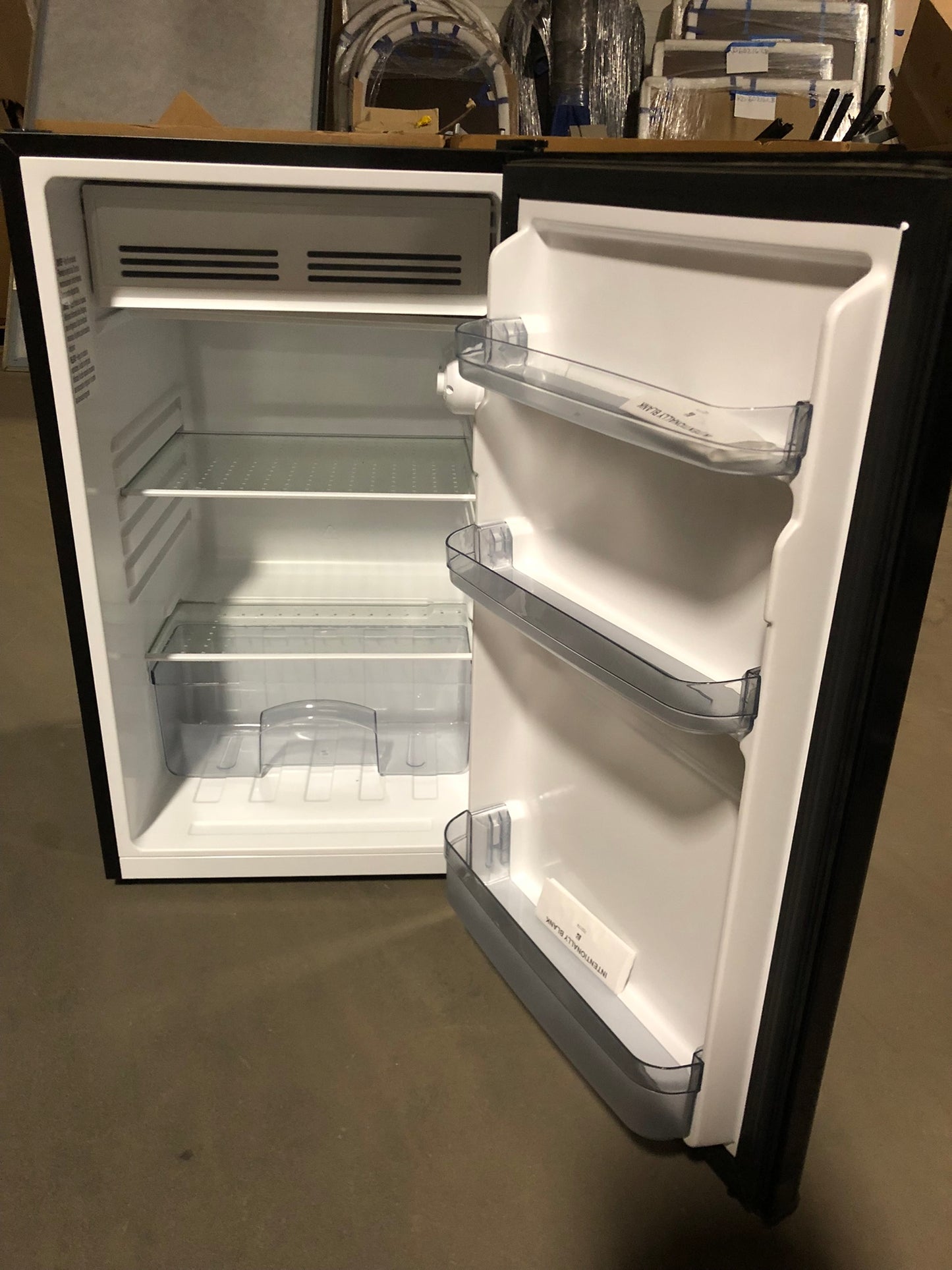 DANBY REFRIGERATOR