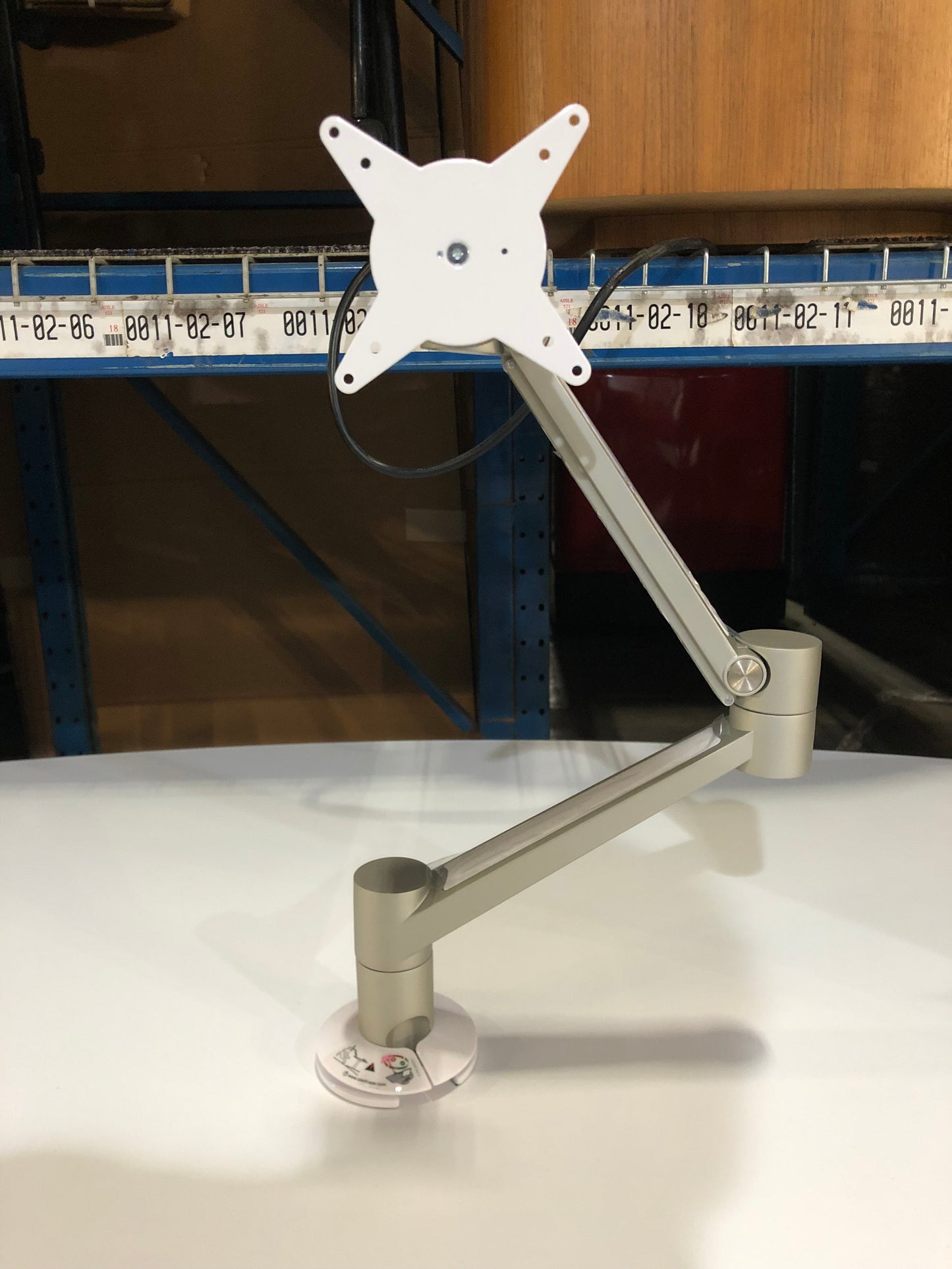 STEELCASE | VOLLEY MONITOR ARM