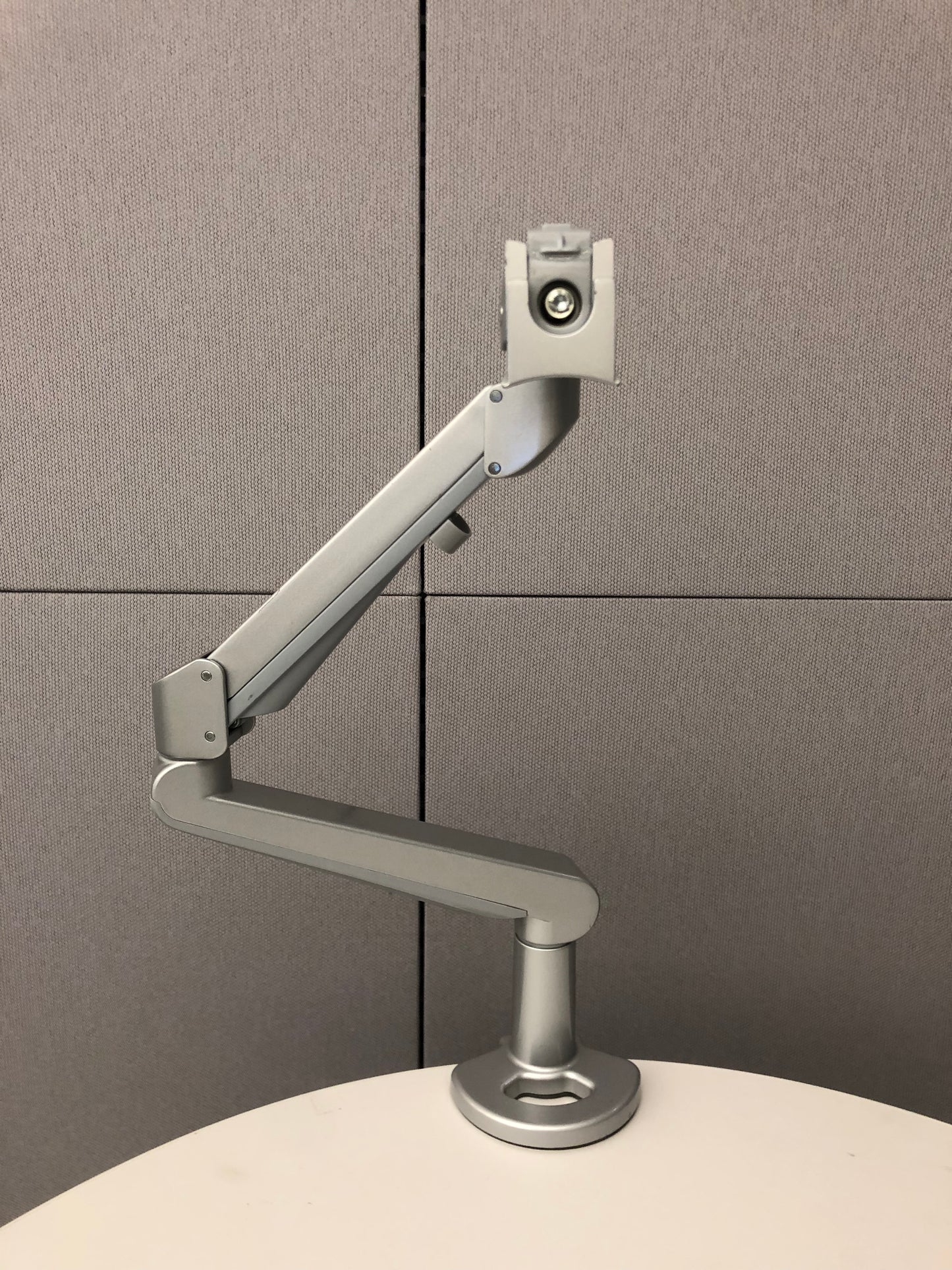 STEELCASE | SINGLE MONITOR ARM