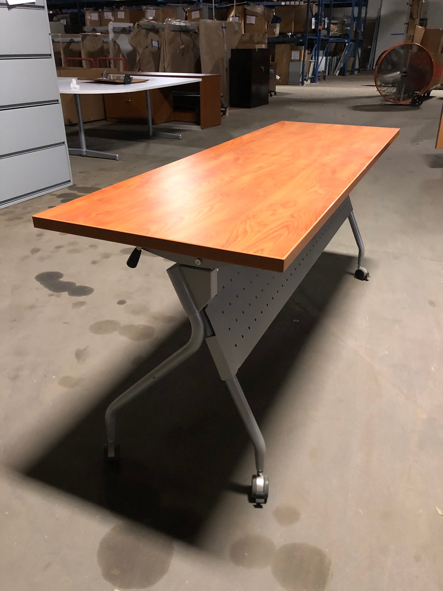 PREOWNED | MOBILE NESTING TABLE CHERRY