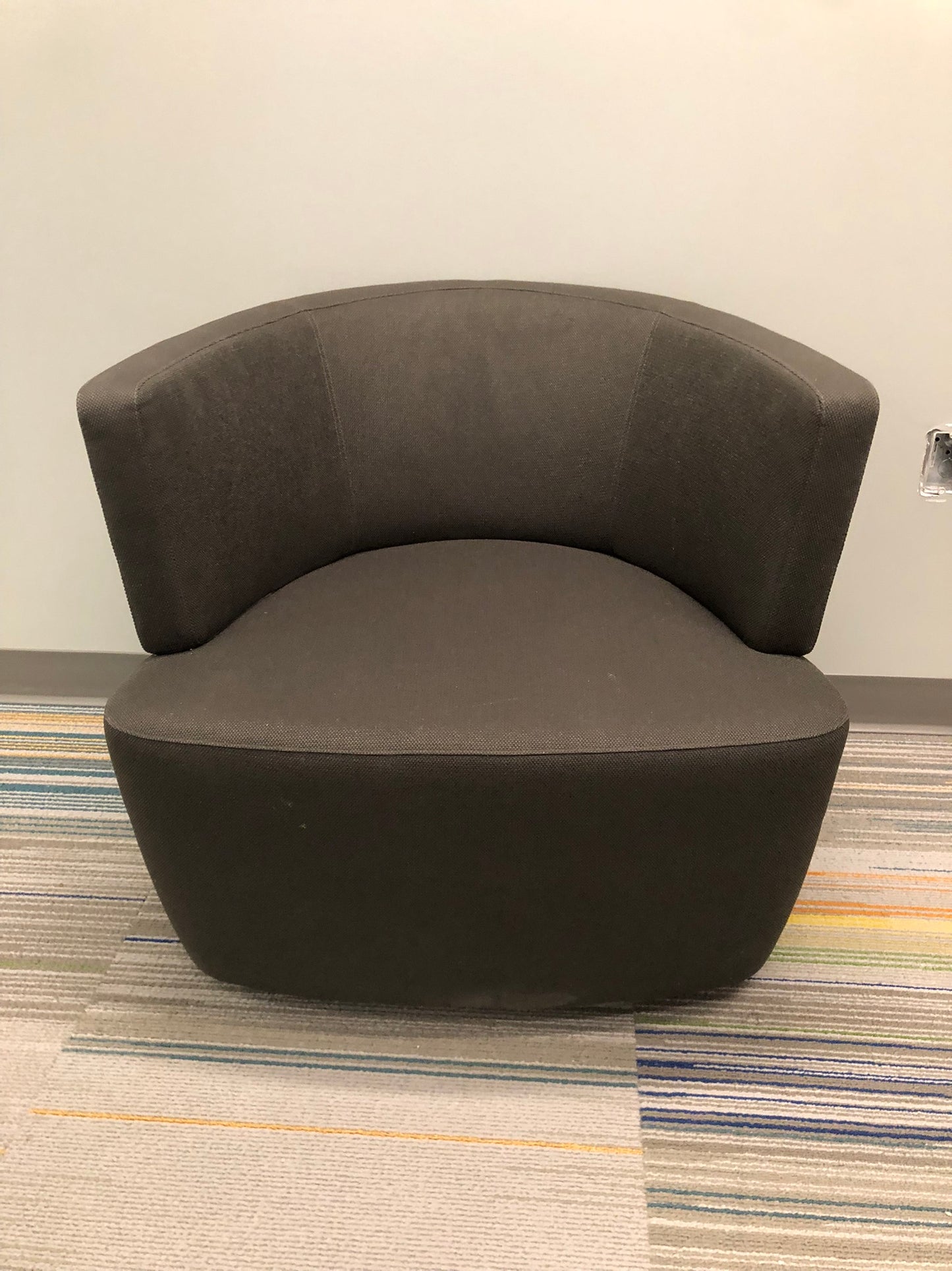 COALESSE | JOEL LOUNGE CHAIR