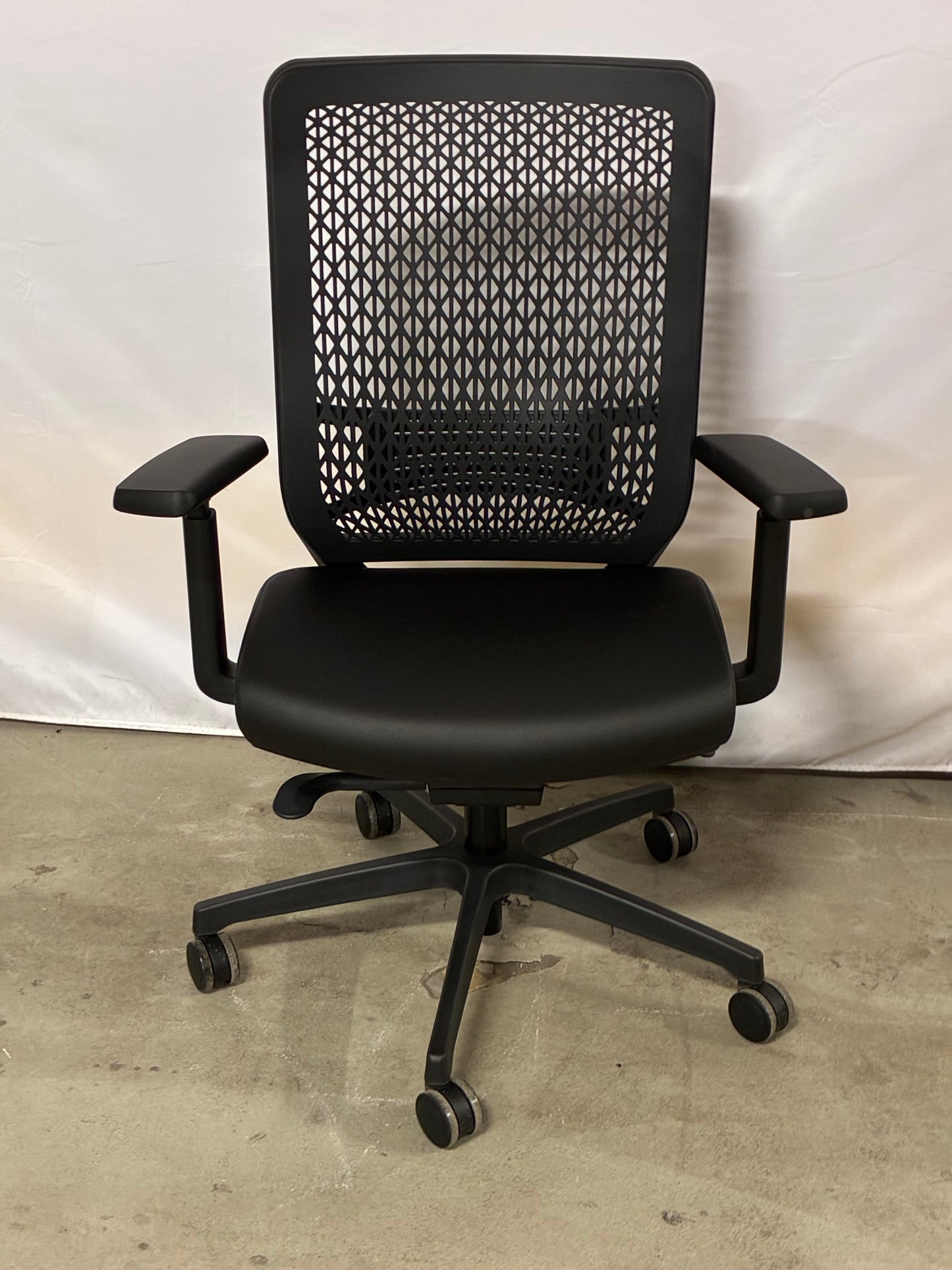 OFS | GENUS HIGH BACK ELASTOMER BACK UPHOLSTERED SEAT