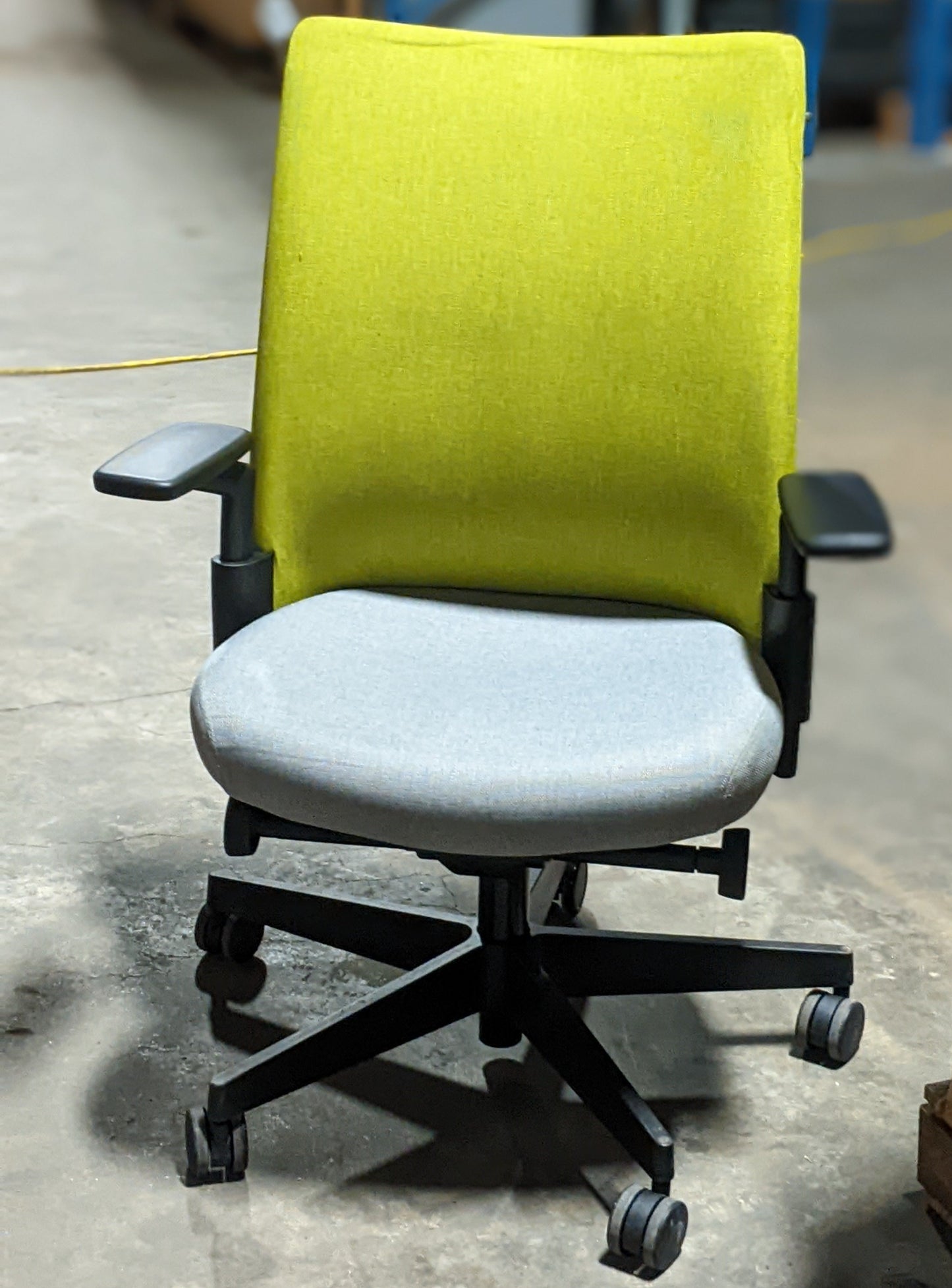 KNOLL | TASK CHAIR