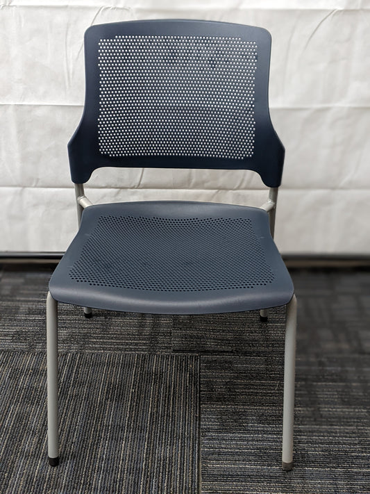 GLOBAL STREAM STACK CHAIR