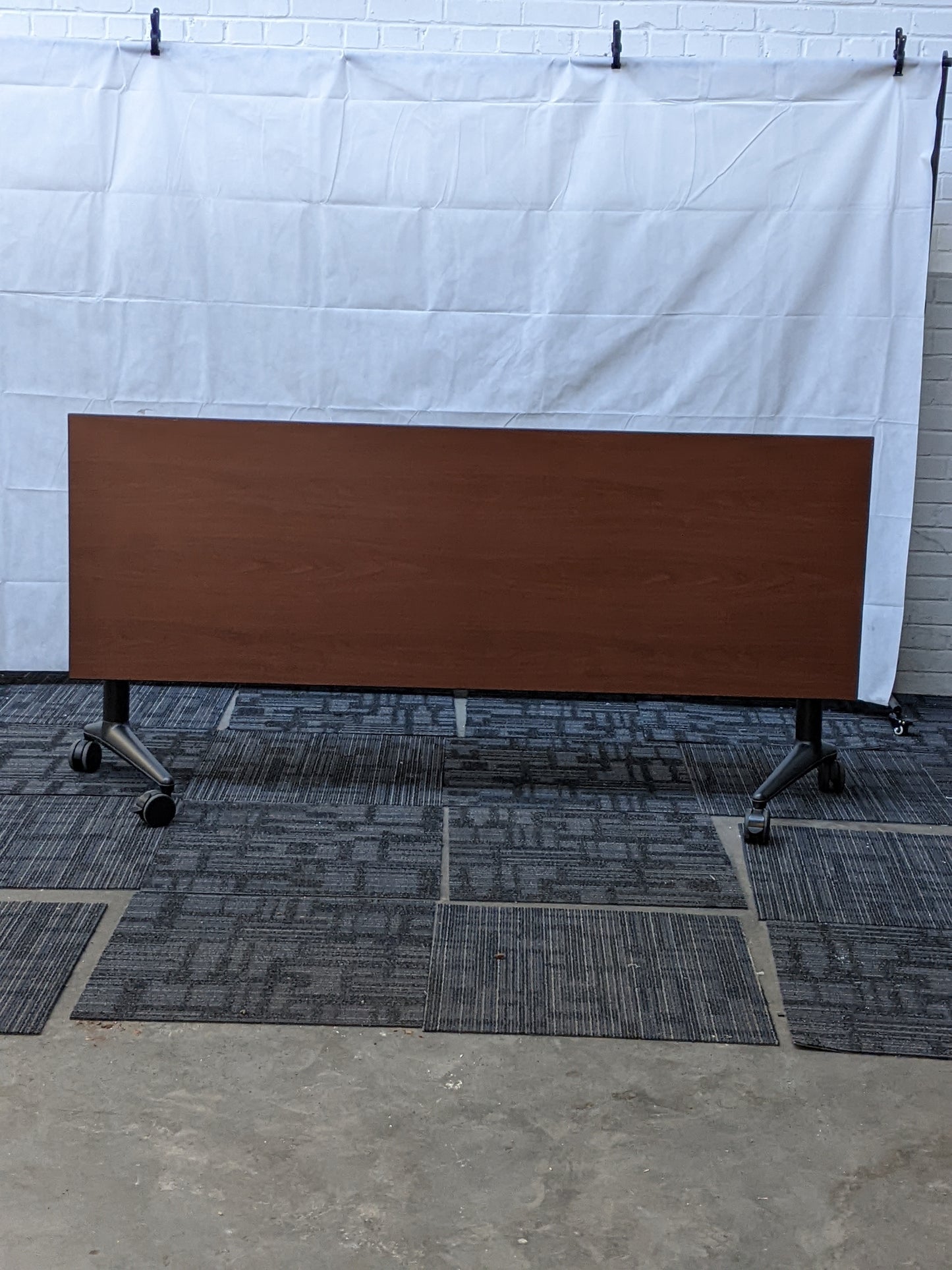 COALESSE MOBILE NESTING TABLE