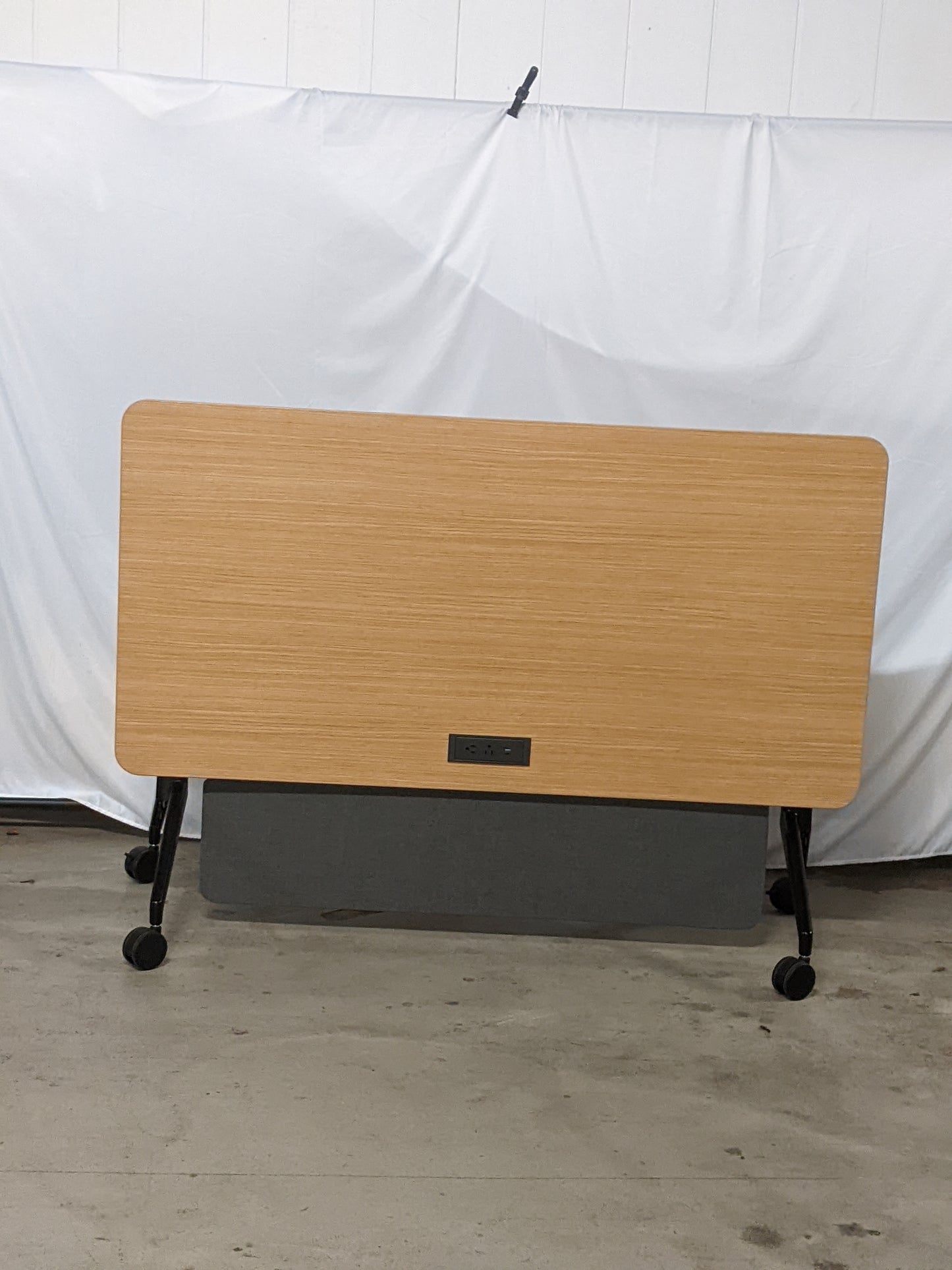 STEELCASE | TABLE-RECTANGLE, FLIP TOP