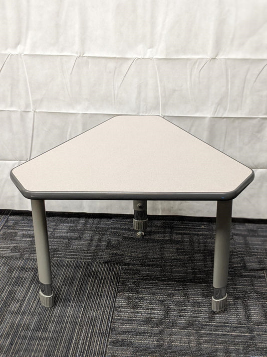 TRIANGLE TABLE