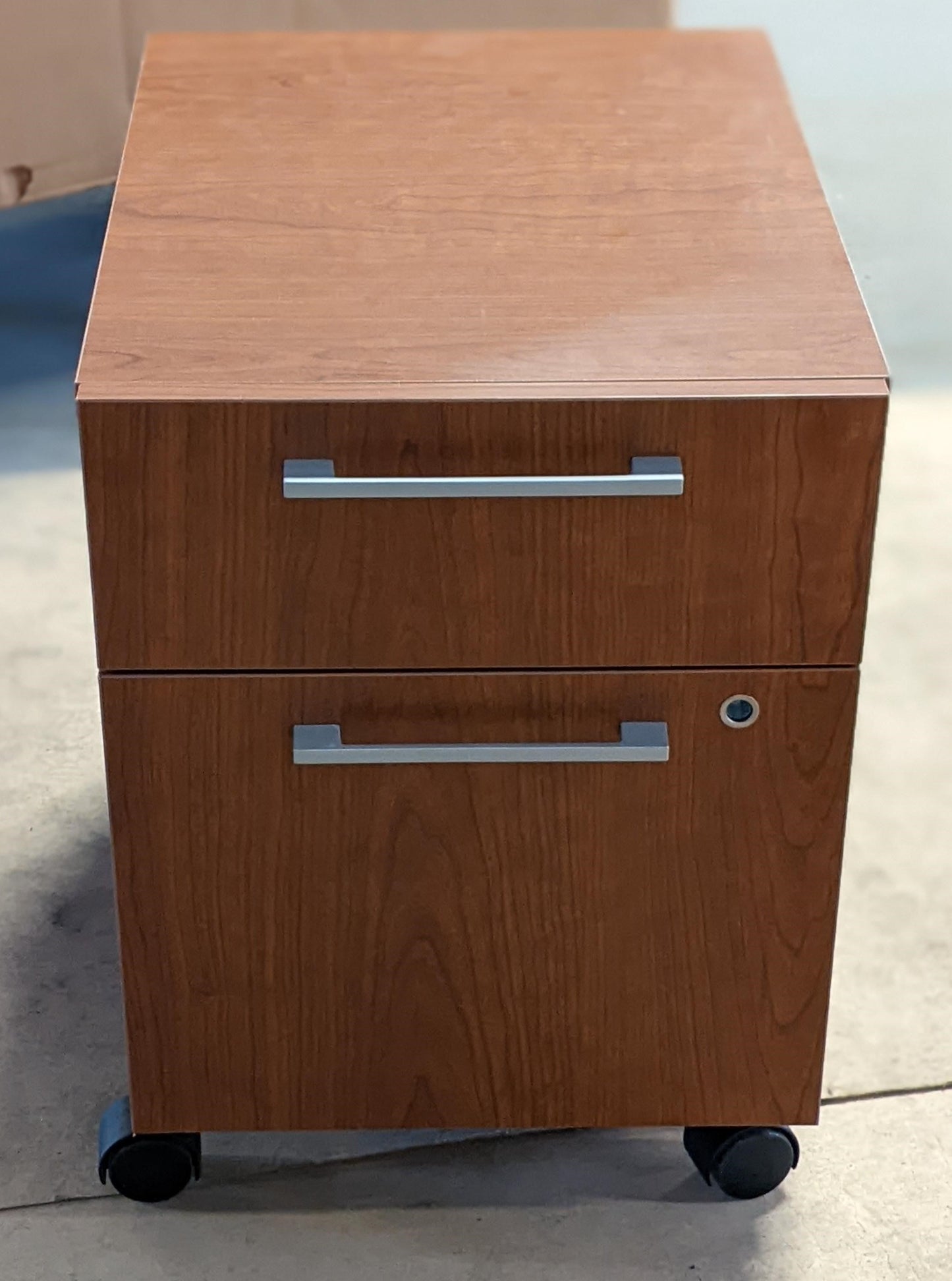 TURNSTONE MOBILE BOX/FILE PEDESTAL