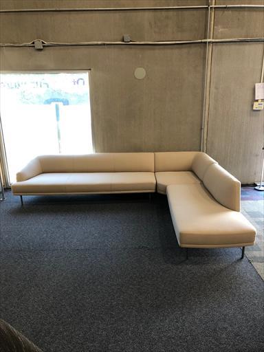 BERNHARDT MIRADOR SECTIONAL SOFA