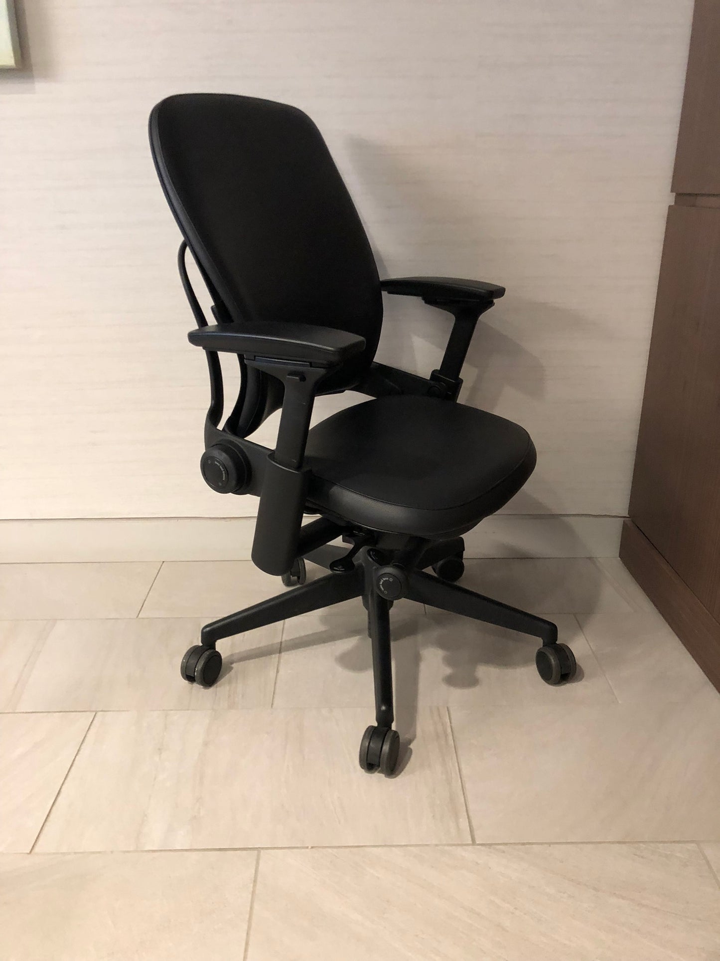 STEELCASE LEAP TASK CHAIR - BLACK FAUX LEATHER