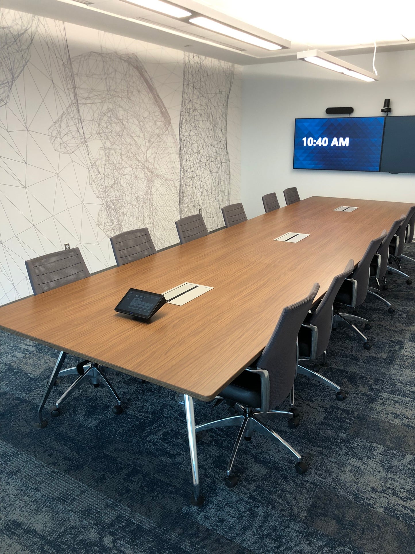 GLOBAL KADIN CONFERENCE TABLE - 60" X 216"