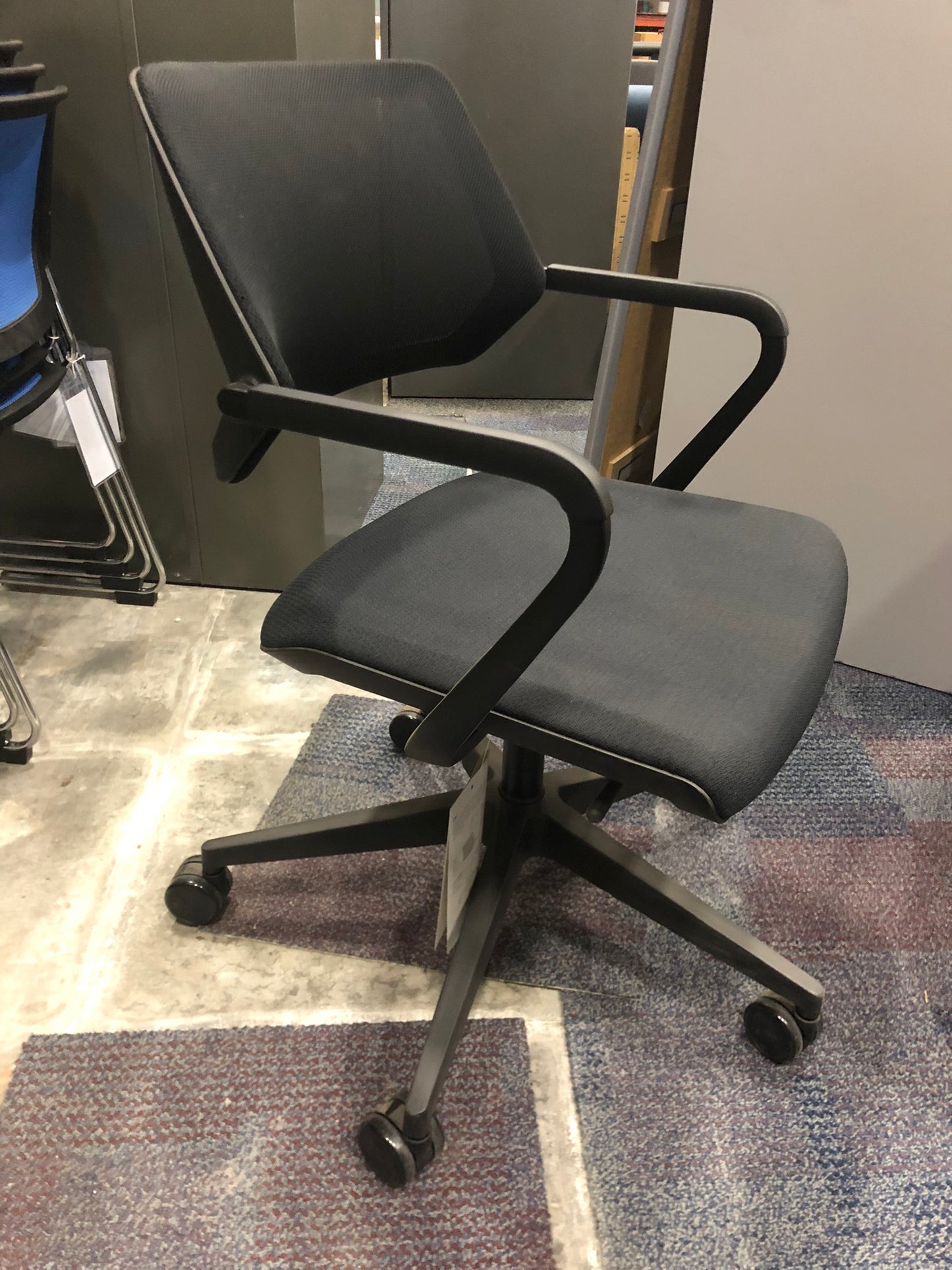 STEELCASE QiVi TASK CHAIR