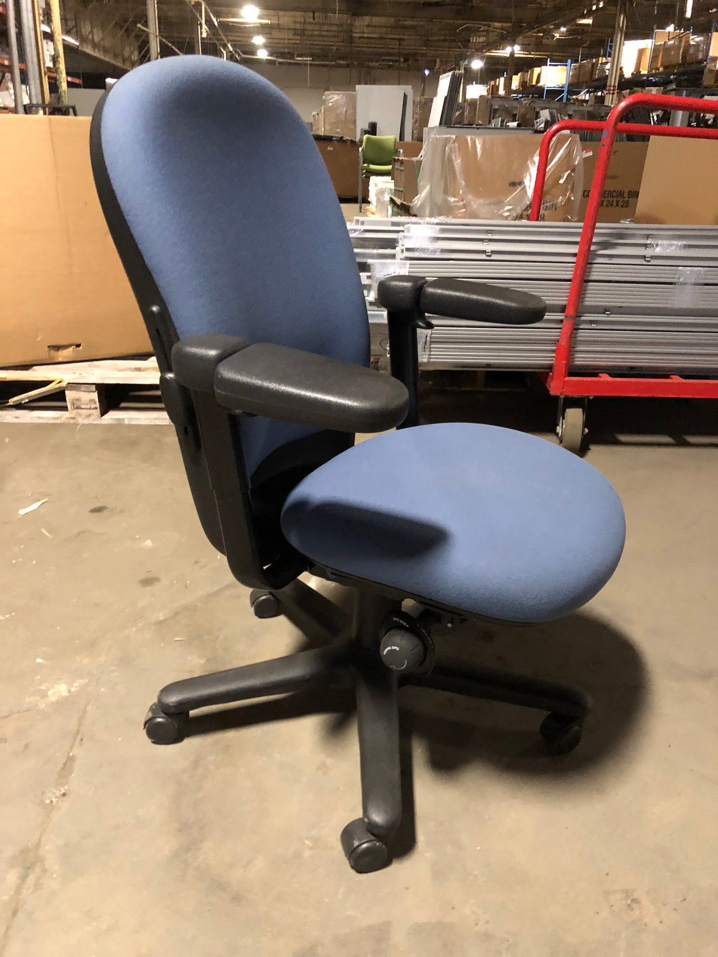 STEELCASE DRIVE TASK CHAIR