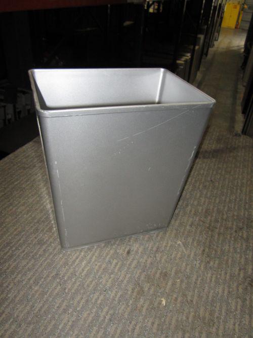 METAL WASTE BASKET