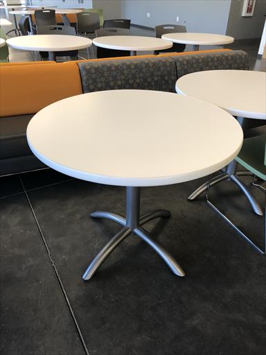 PREOWNED | 36" ROUND TABLE PLATINUM X-BASE