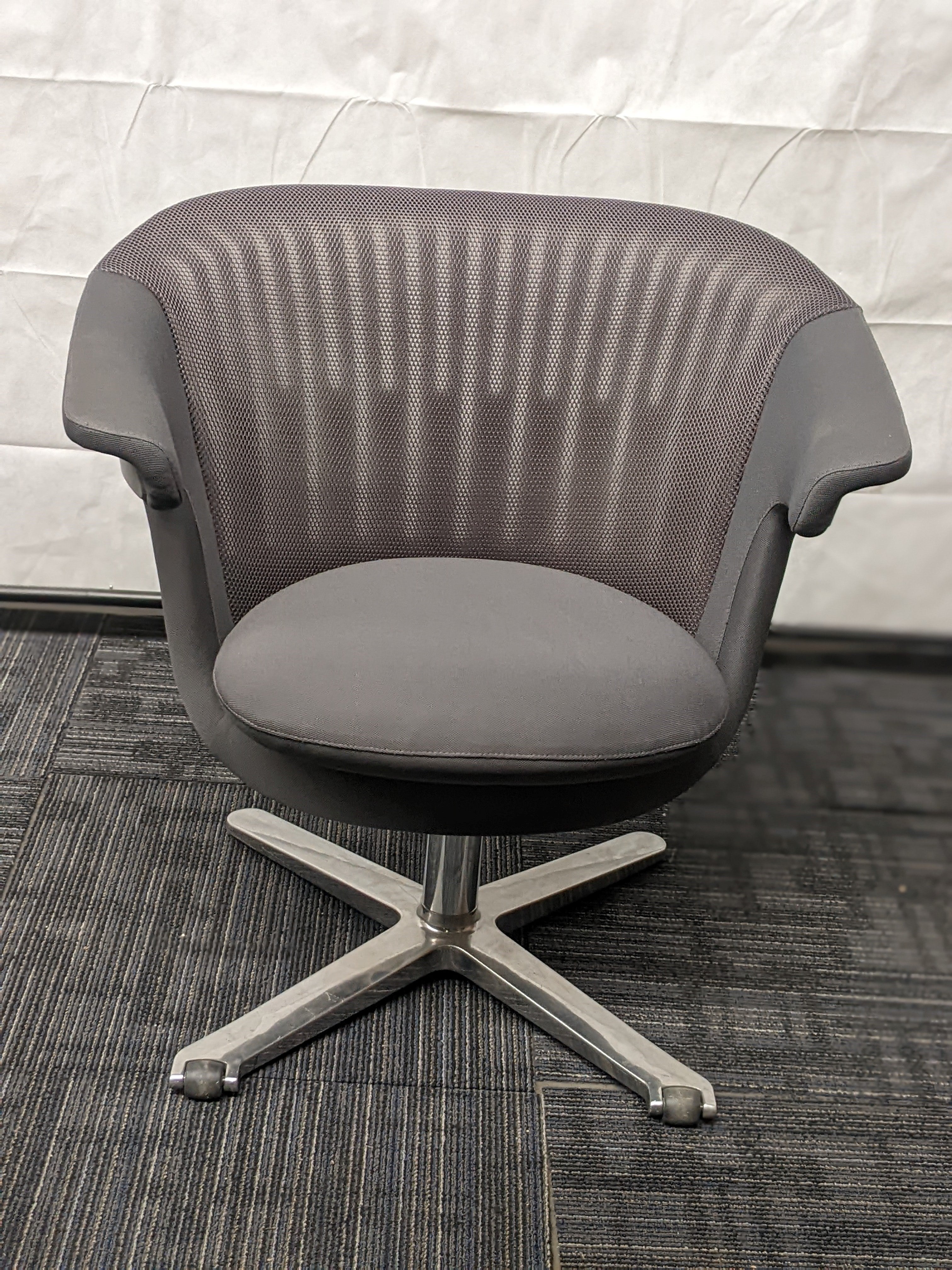 STEELCASE i2i CHAIR-COLLABORATIVE LOUNGE – Storr PreOwned