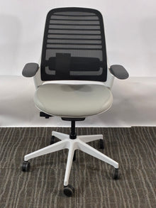 Series 1 Task Chair