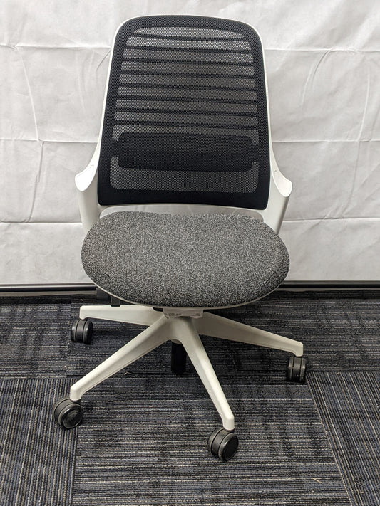 STEELCASE SERIES 1 TASK CHAIR