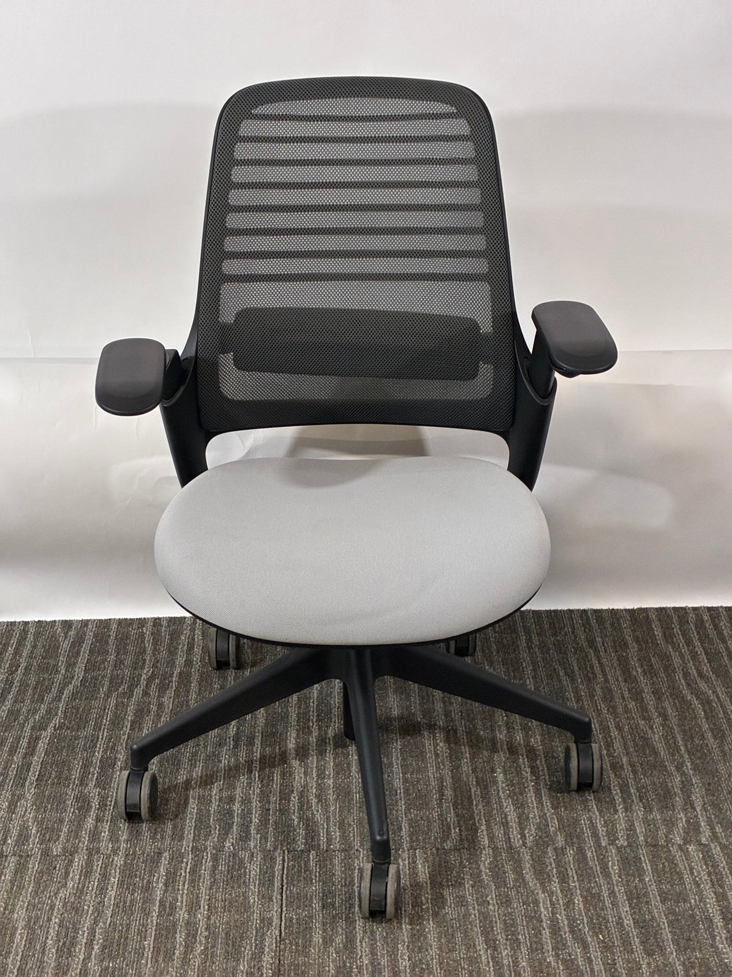 STEELCASE | SERIES 1 TASK CHAIR