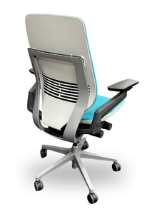 Gesture Task Chair