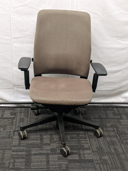 Amia Task Chair