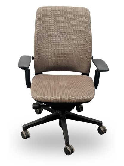 Amia Task Chair