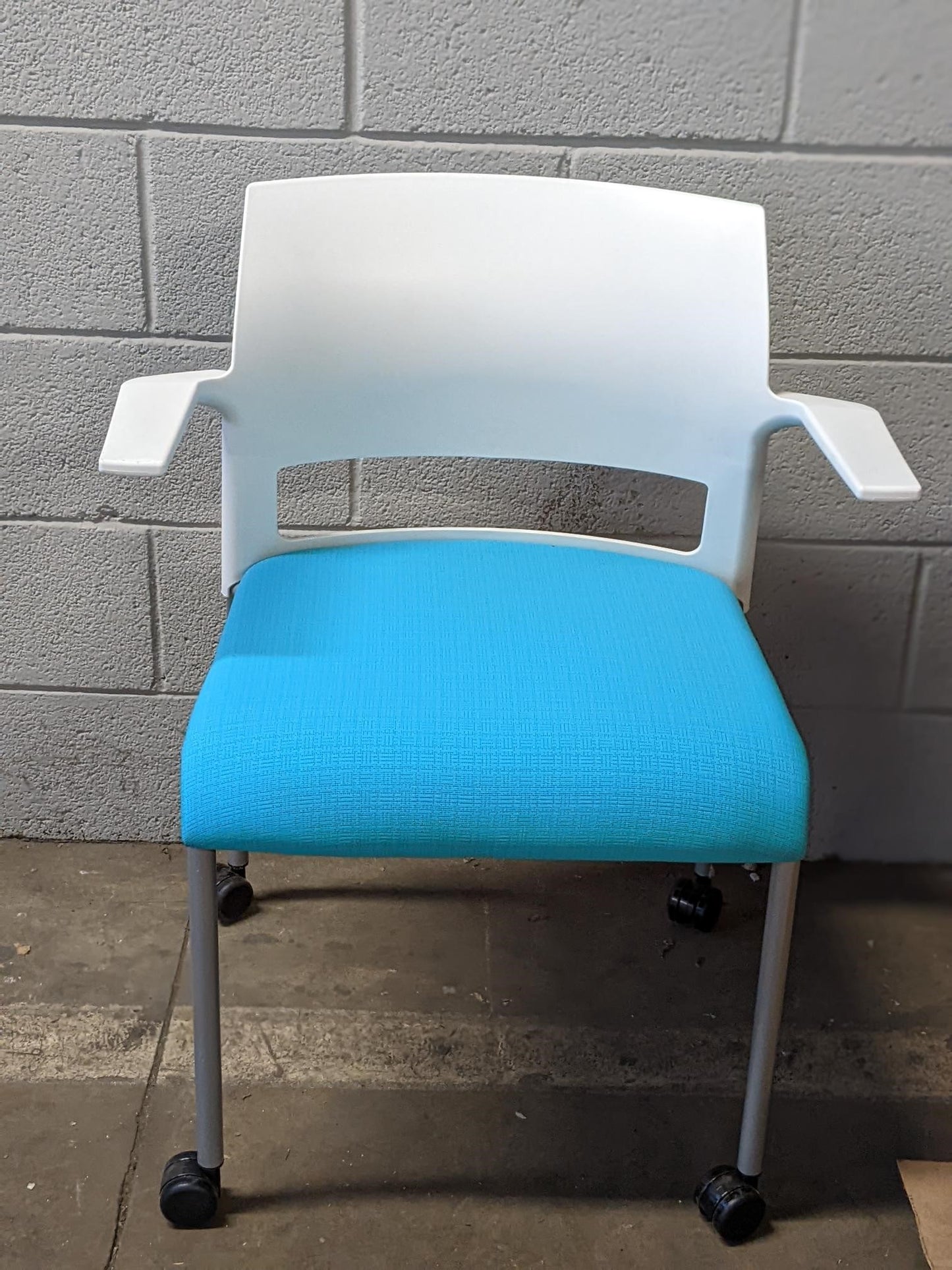 STEELCASE MOVE CHAIR UPHOLSTERED BACK
