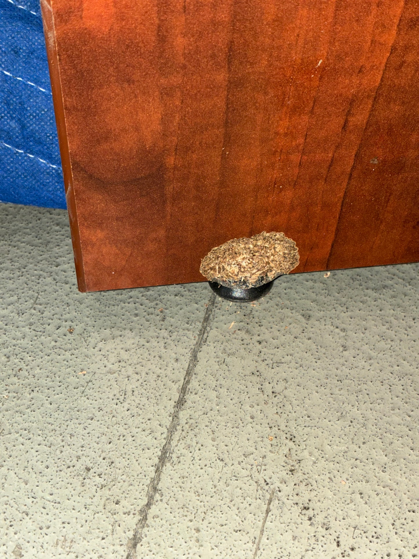 PREOWNED | DESK LEFT-HAND WITH KEYBOARD TRAY