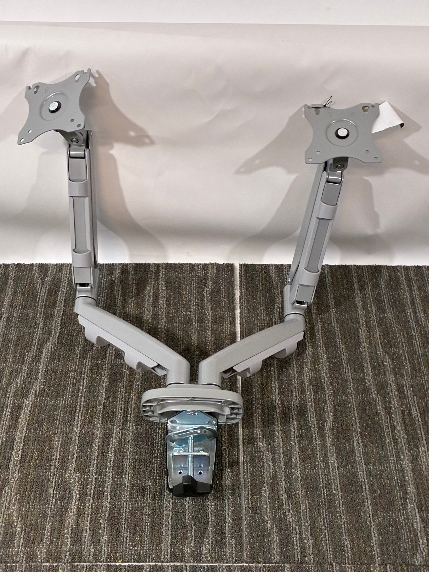 FELLOWES | EPPA SERIES DUAL MONITOR ARM