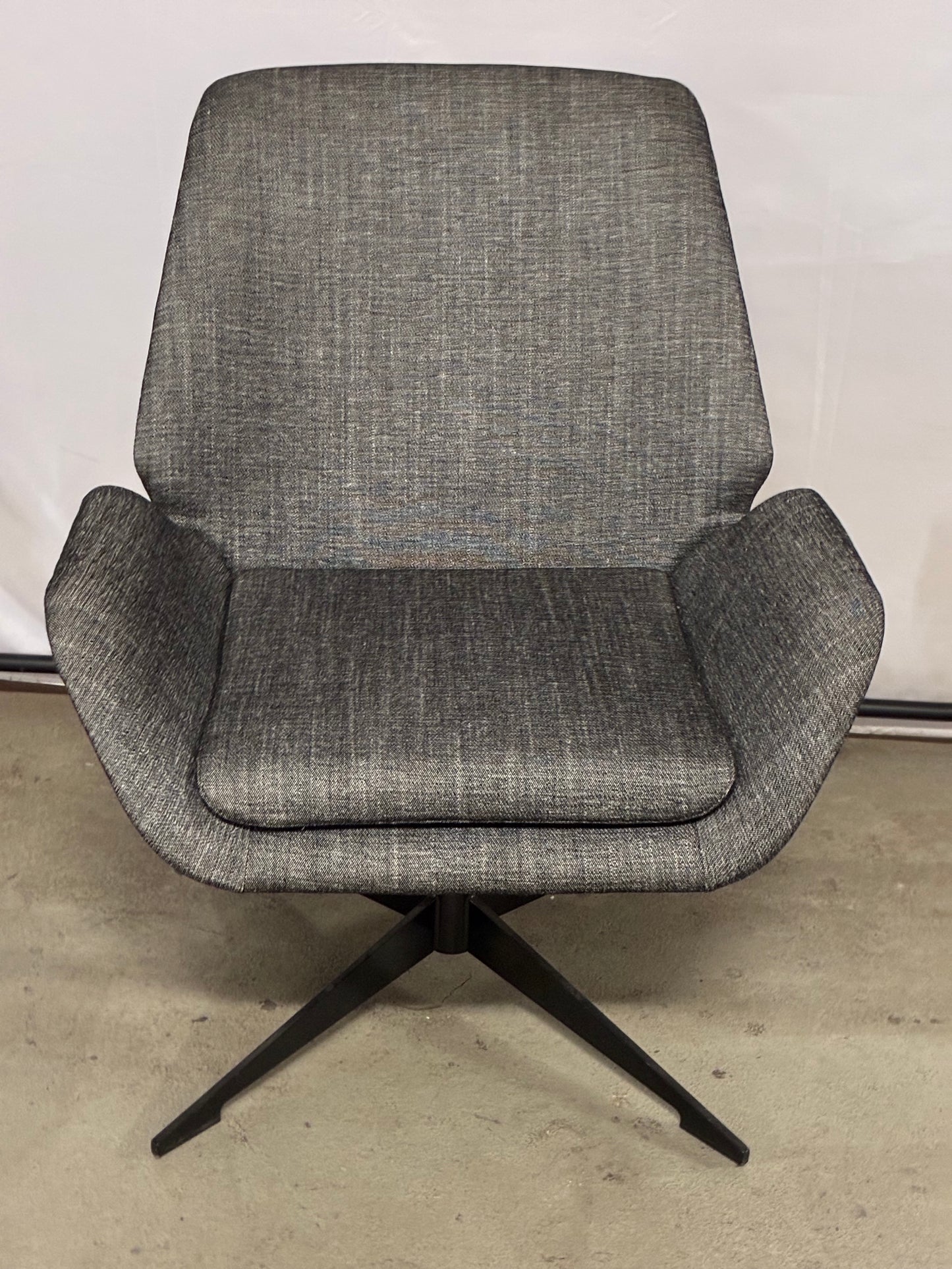 HBF | CONEXUS LOUNGE CHAIR