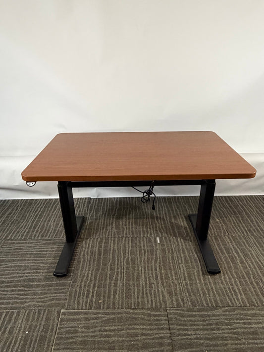 STEELCASE | HEIGHT ADJUSTABLE DESK