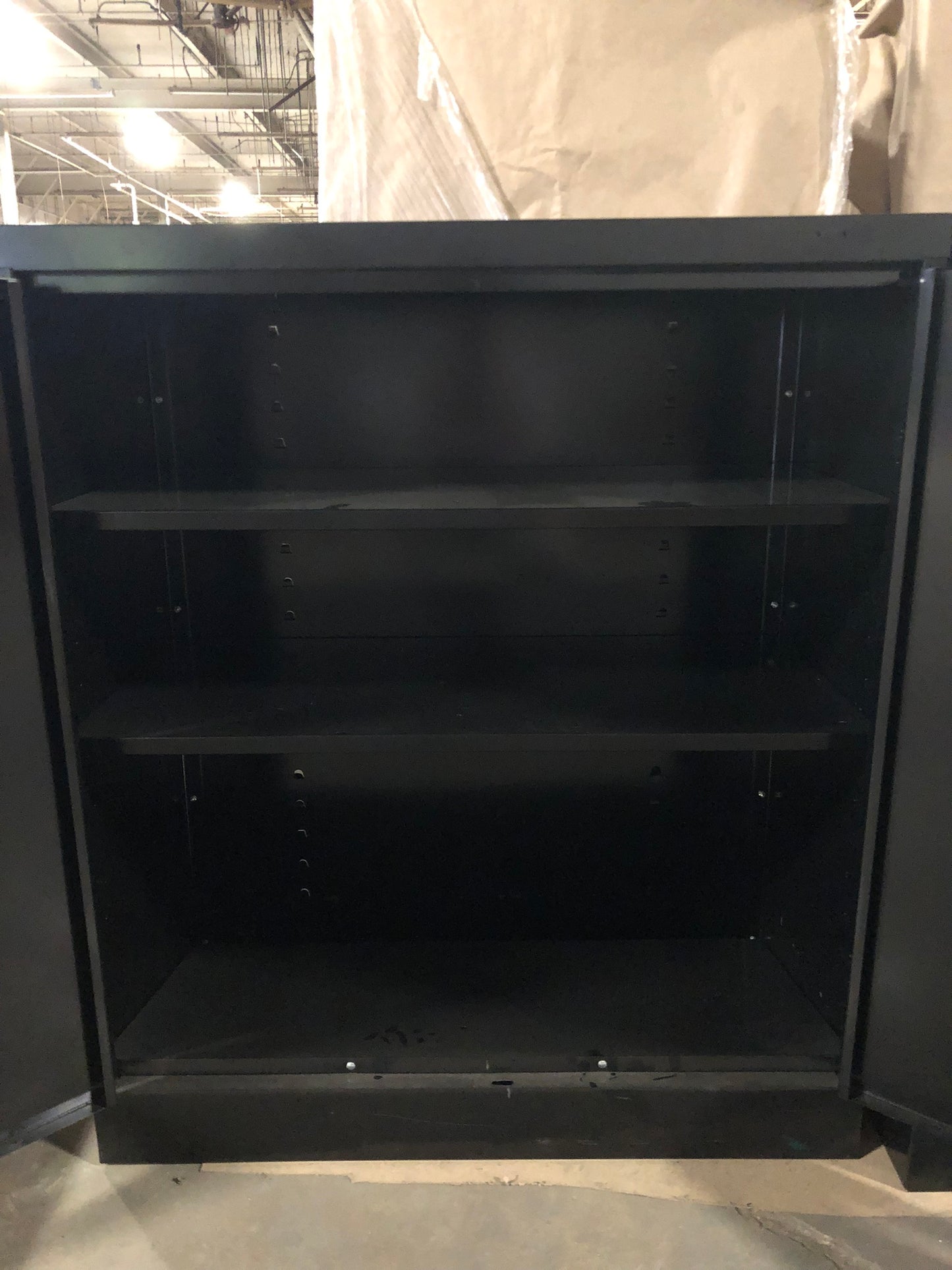 PREOWNED | STORAGE CABINET