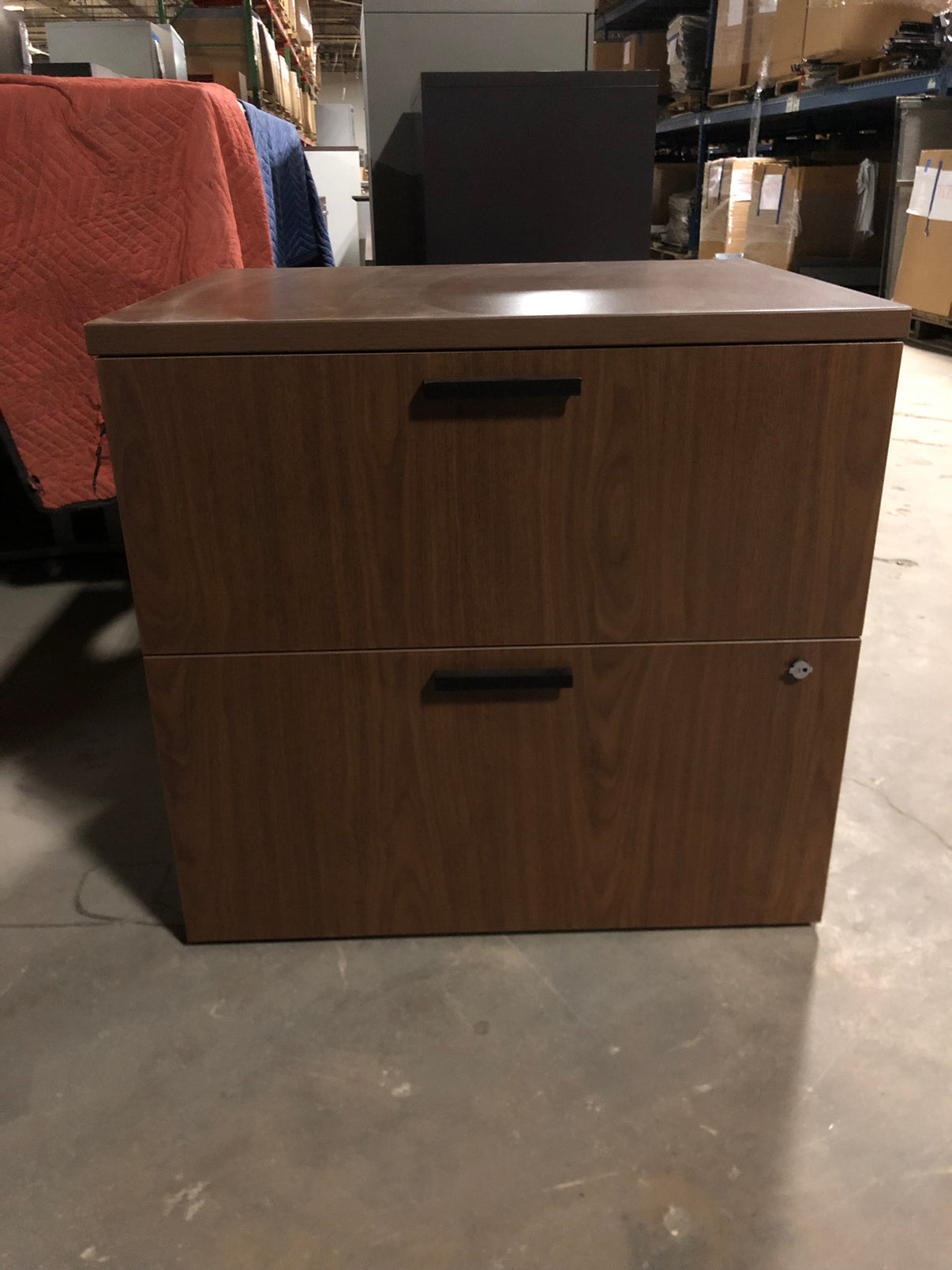 STEELCASE 2DRAWER LATERAL FILE WALNUT Storr PreOwned