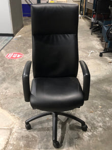 Executive Task Chair