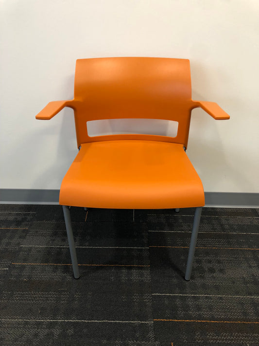 STEELCASE | MOVE CHAIR PLASTIC SEAT/BACK ARMS