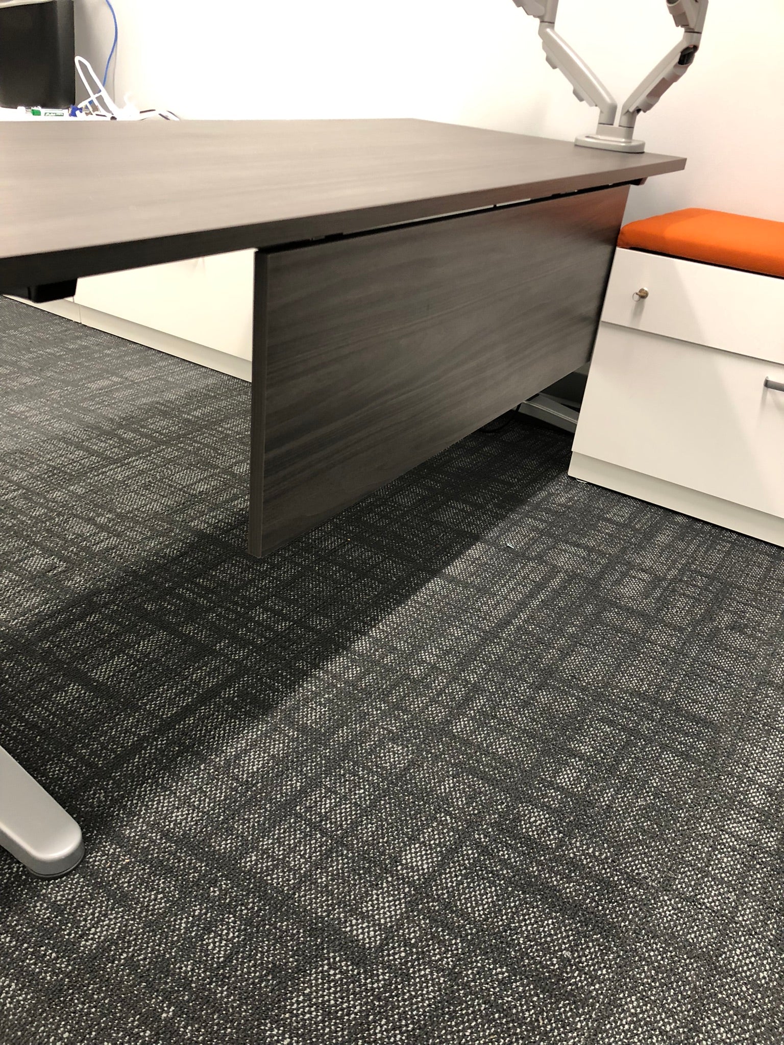 STEELCASE | OLOGY HEIGHT ADJUSTABLE TABLE W/MODESTY PANEL – Storr PreOwned