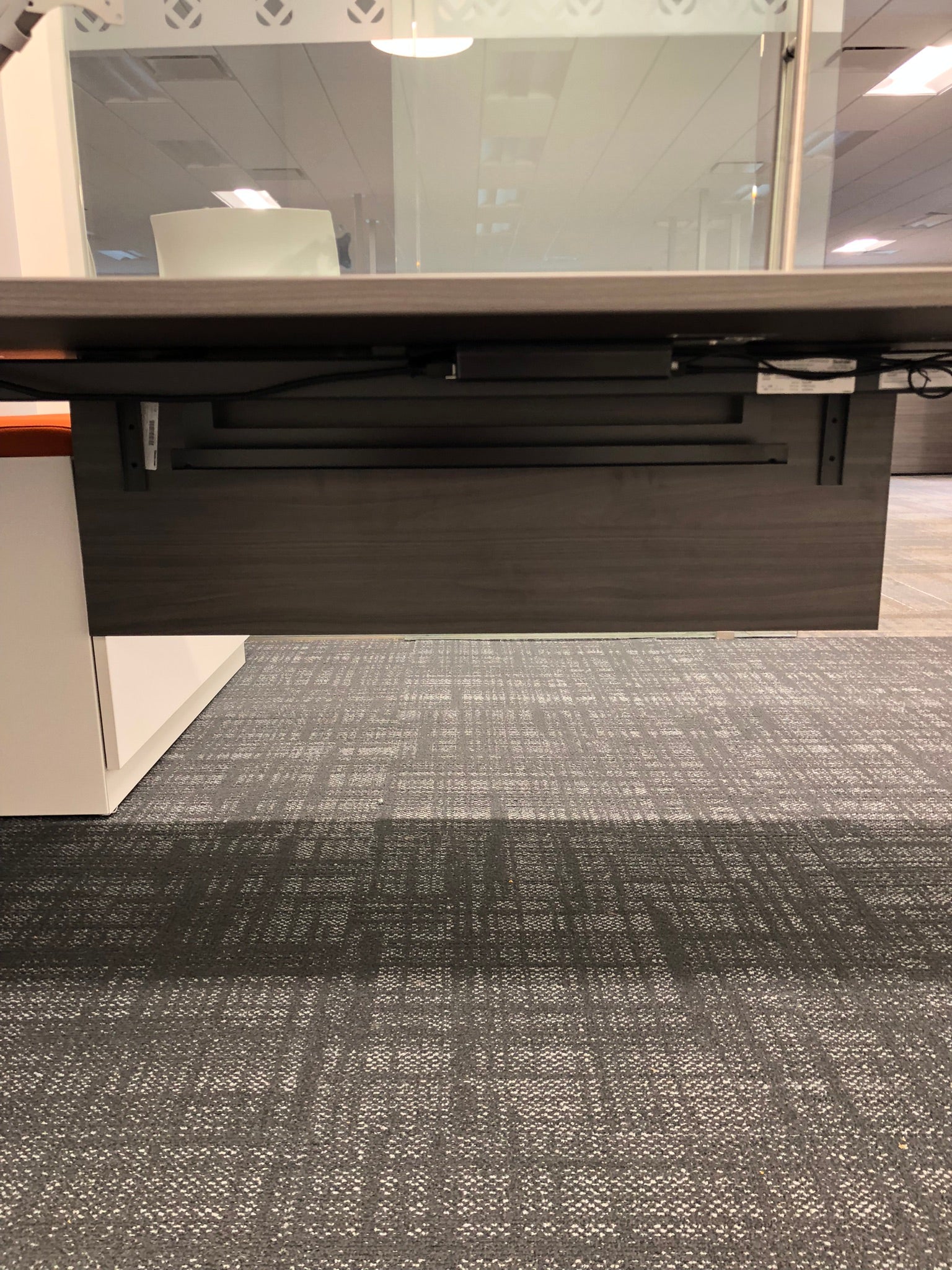 STEELCASE | OLOGY HEIGHT ADJUSTABLE TABLE W/MODESTY PANEL – Storr PreOwned