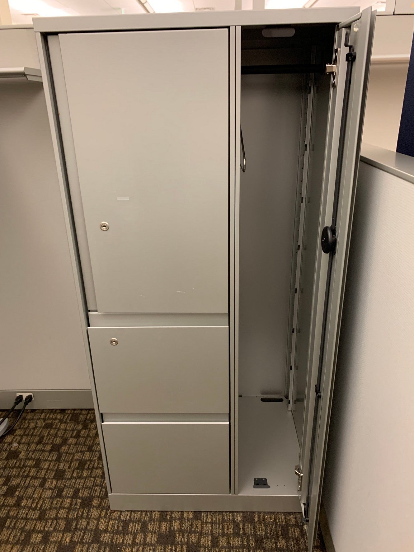 STEELCASE UNIVERSAL RIGHTHAND DUAL DOOR TOWER Storr PreOwned