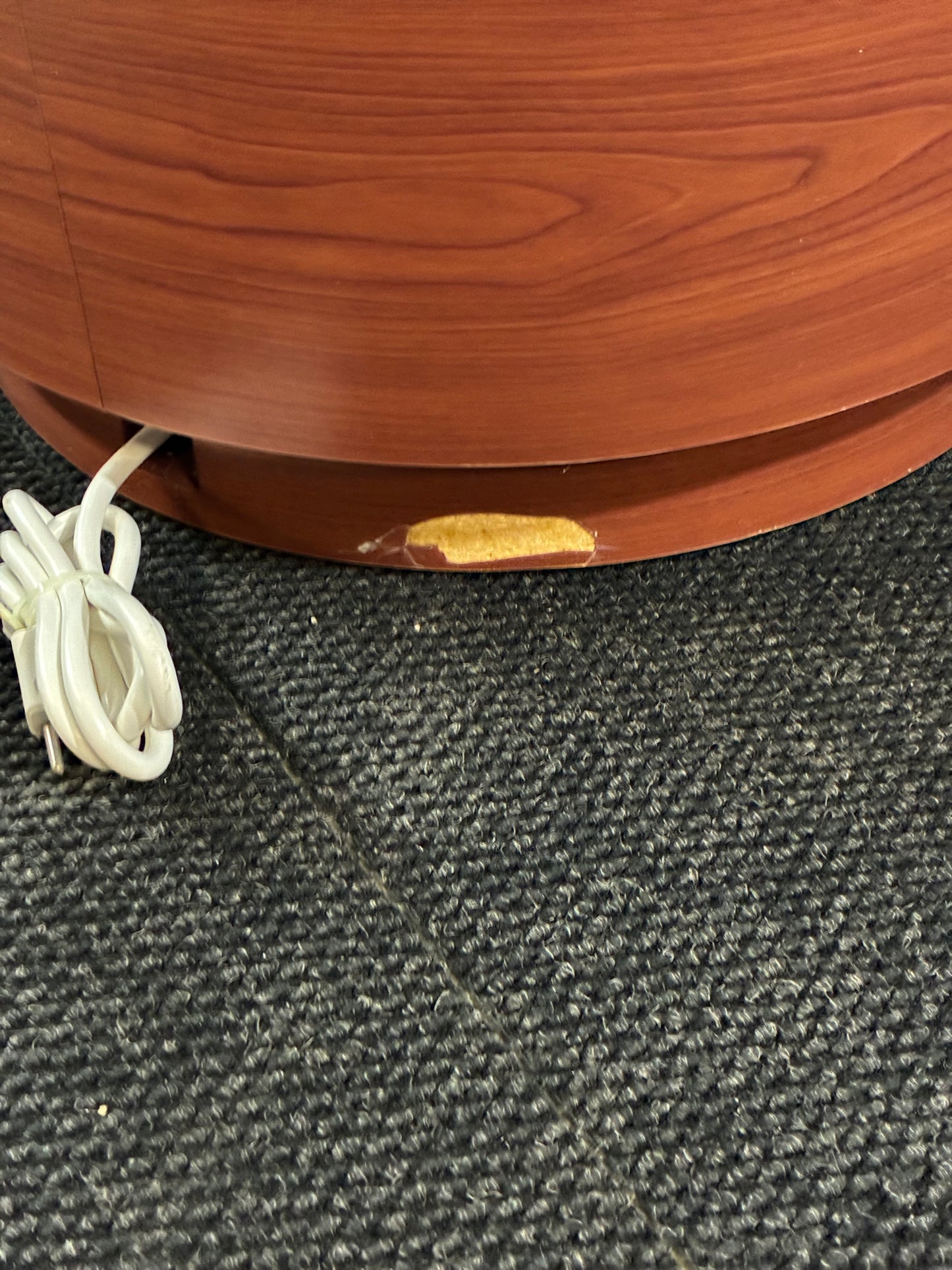 KWALU | CYLINDER TABLE WITH POWER