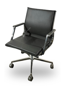 Nulite Conference Chair